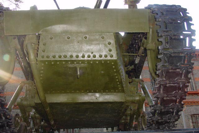 Танк Т-18, гусеница