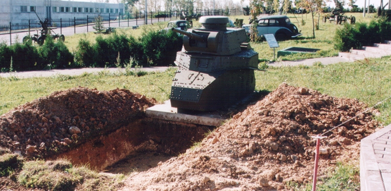 Танк Т-18, подготовка к установке в качестве ДОТа