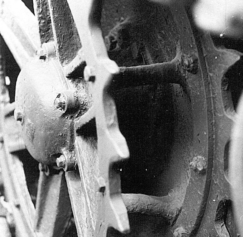 Танк Т-26, колесо крупным планом