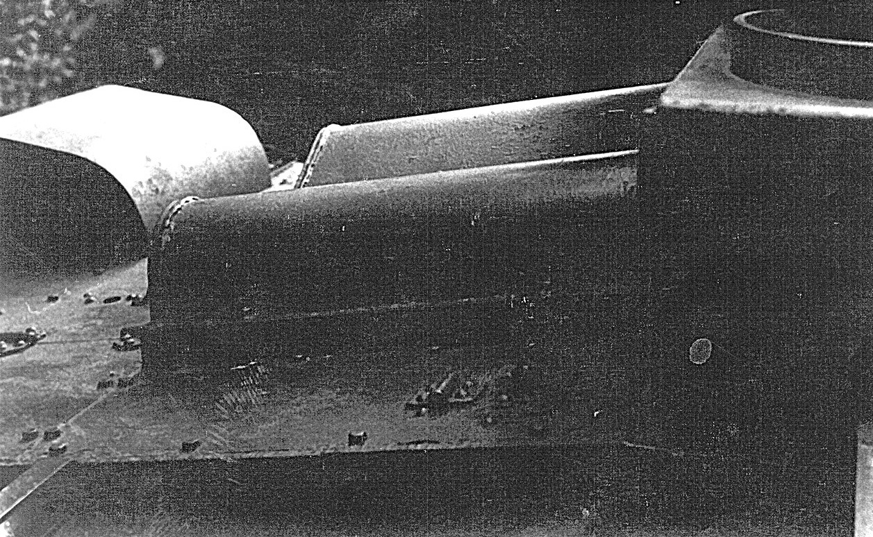 Танк Т-26, бронезащита двигателя