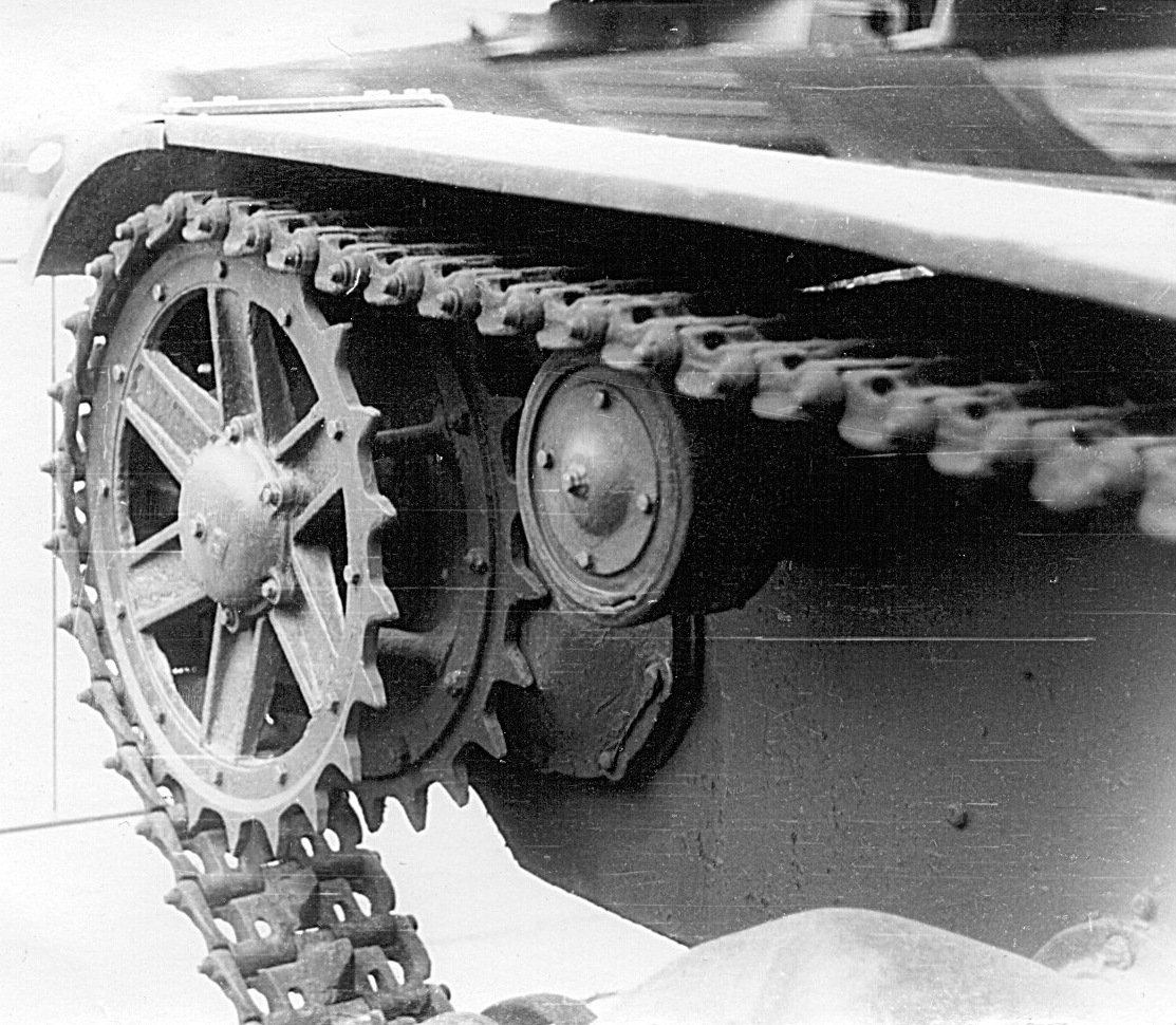 Танк Т-26, боковая поверхность танка