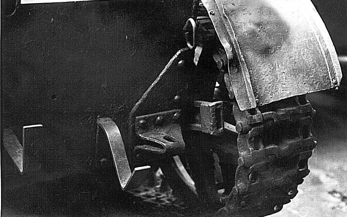 Танк Т-26, крепление ленивца