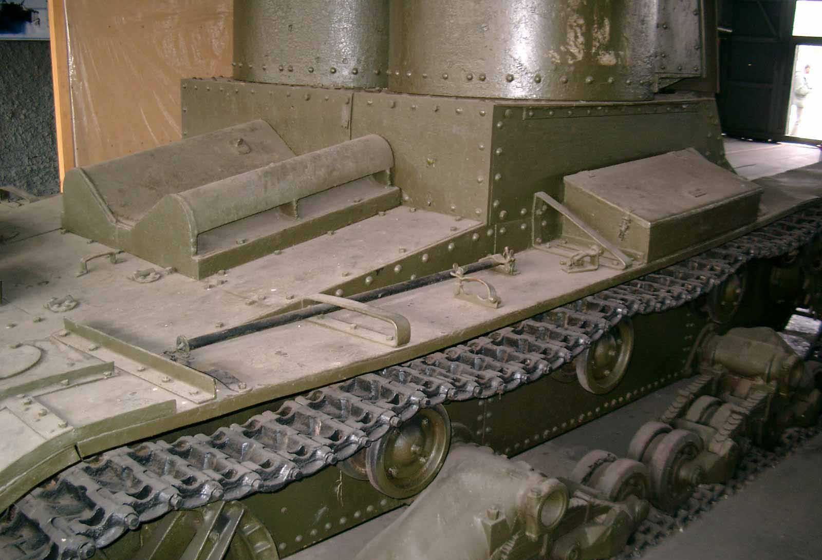 Танк Т-26, вид сзади