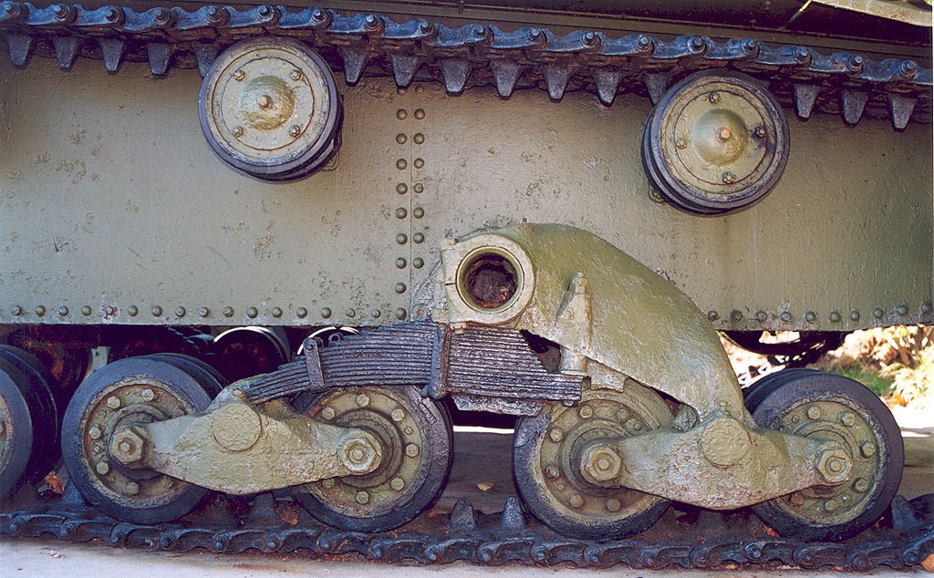 Танк Т-26, катки