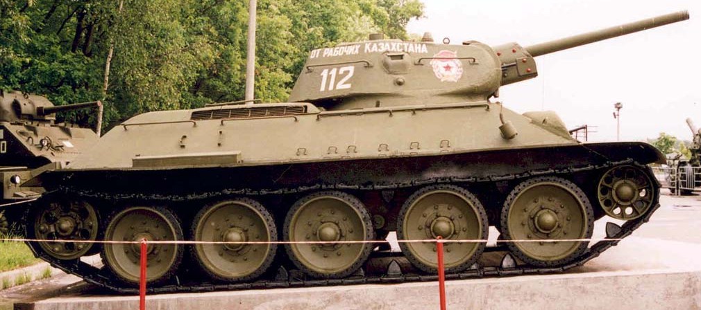 Танк Т-34/76, правый борт