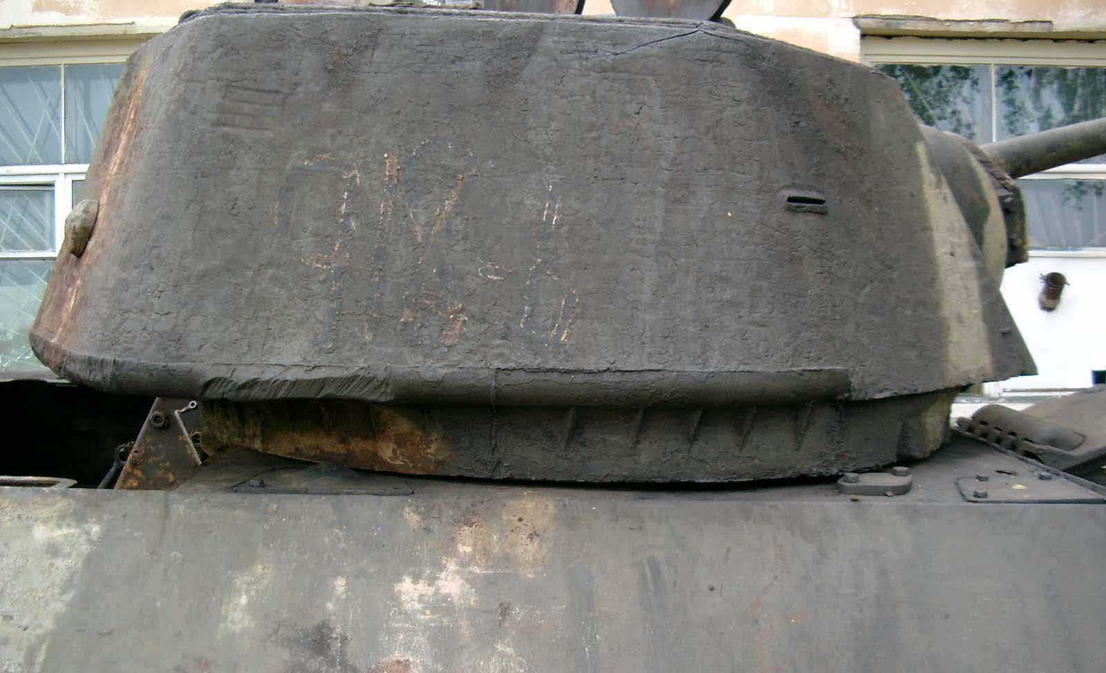 Танк Т-34/76, повёрнутая башня