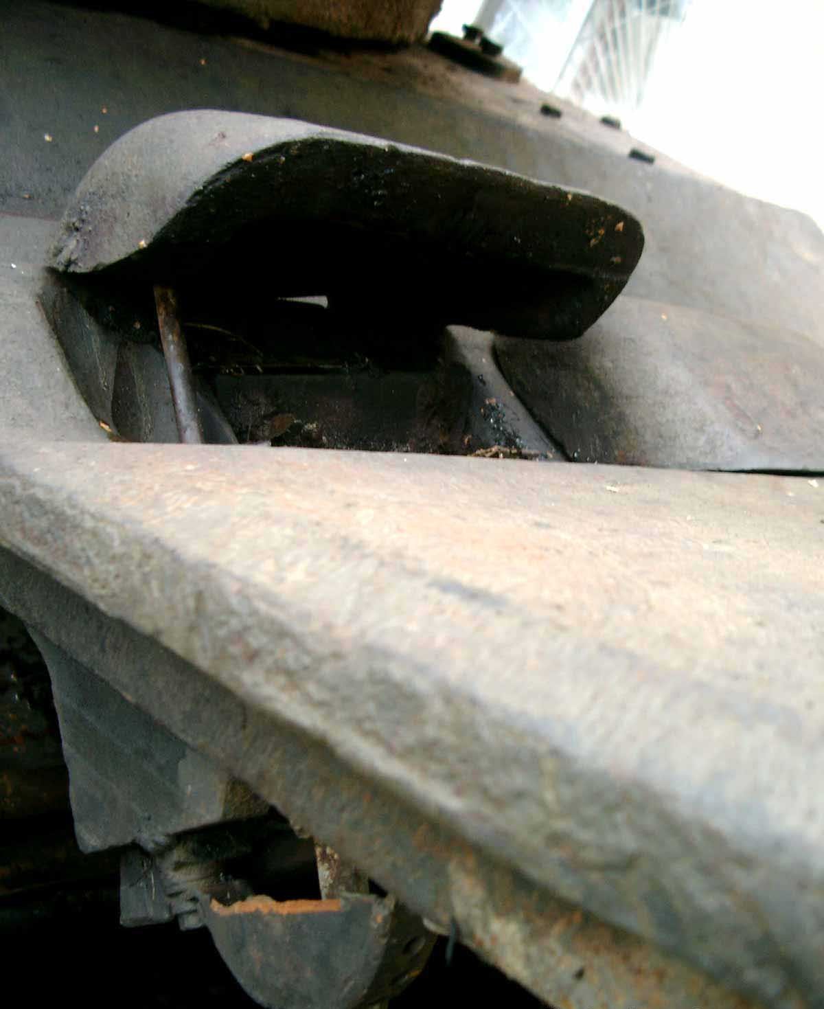 Танк Т-34/76, смотровая щель