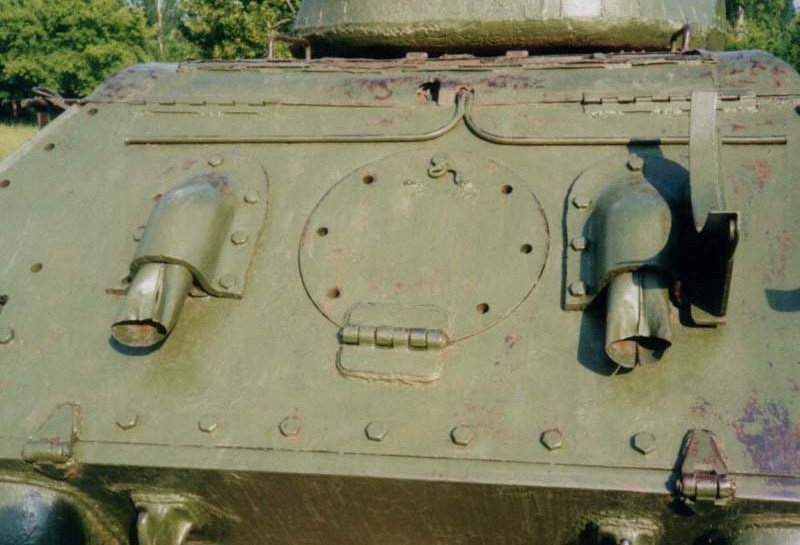 Танк Т-34/85, задний люк