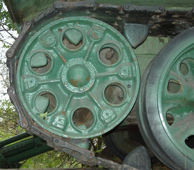 Танк Т-34/85, колесо