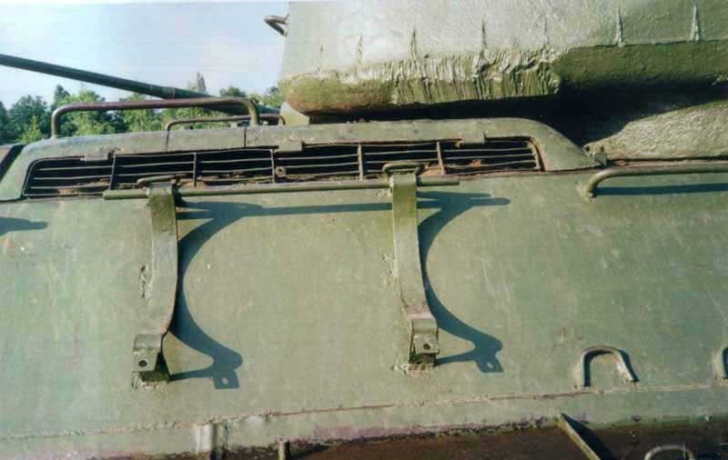 Танк Т-34/85, кронштейн крепления топливных баков