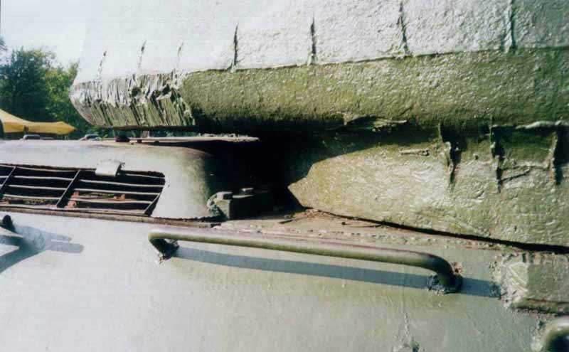 Танк Т-34/85, стык башни с корпусом