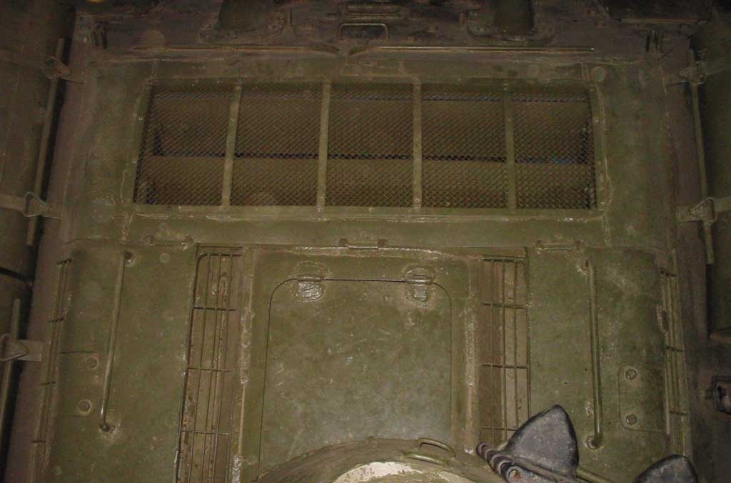 Танк Т-34/85, двигатель