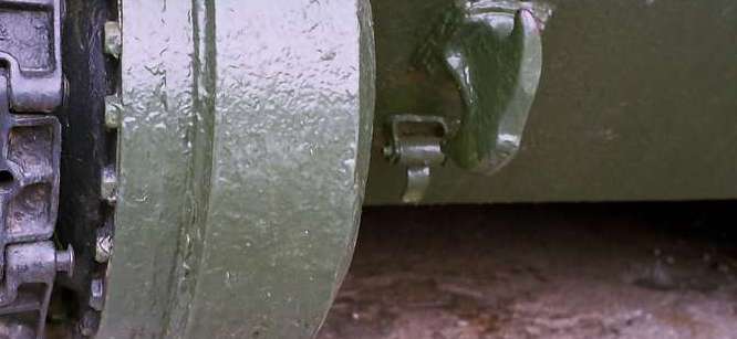 Танк Т-34/85, буксировочный крюк