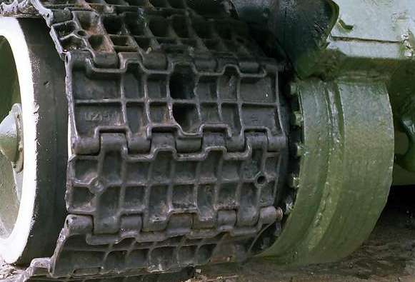 Танк Т-34/85, трак