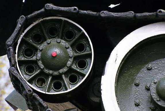 Танк Т-34/85, колесо