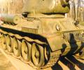 танк Т-34/85 справа