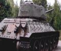 танк Т-34/85, крепление топливных баков