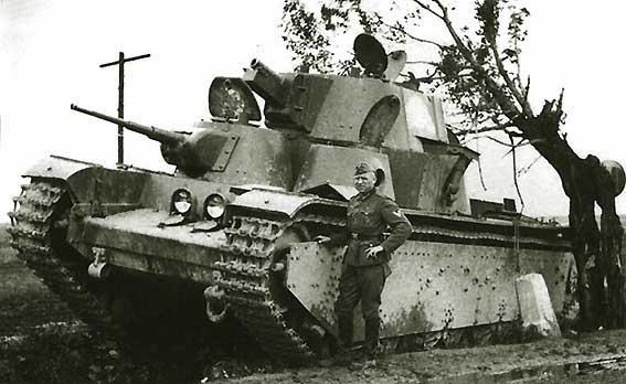Танк Т-35, преодолевает препятствия