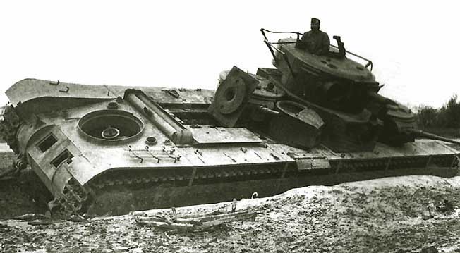 Танк Т-35, разбитый в бою