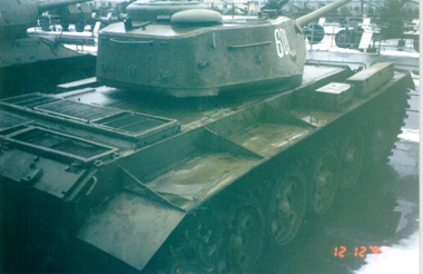 Танк Т-44, вид сзади