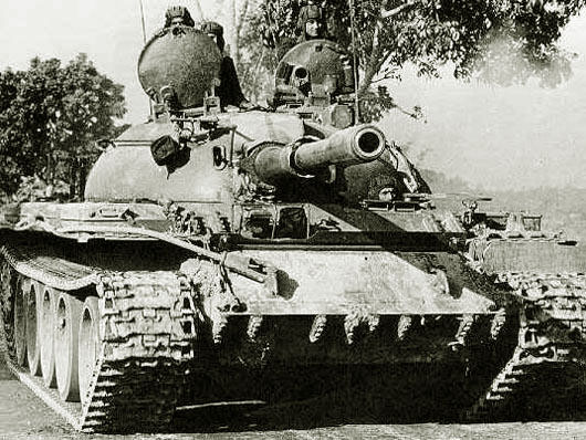 Танк Т-44, на марше