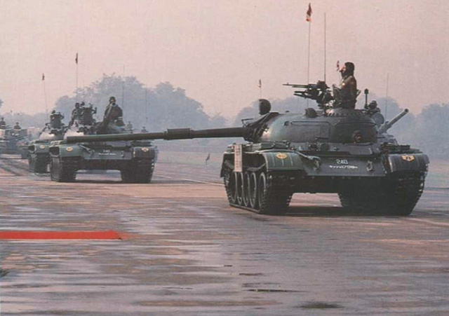 Танк Т-44, на параде