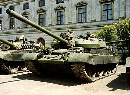 Танк Т-44, парадный строй
