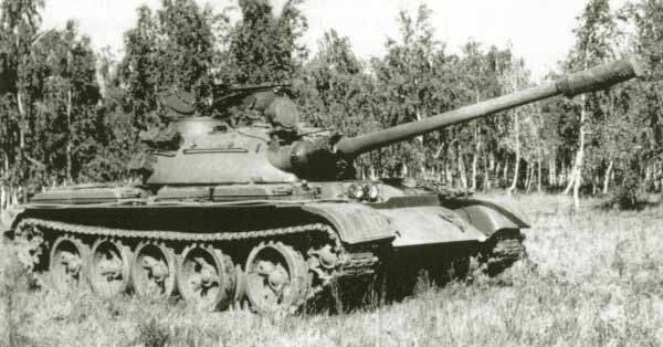 Танк Т-44, в лесу