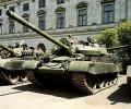 танк Т-44, парадный строй
