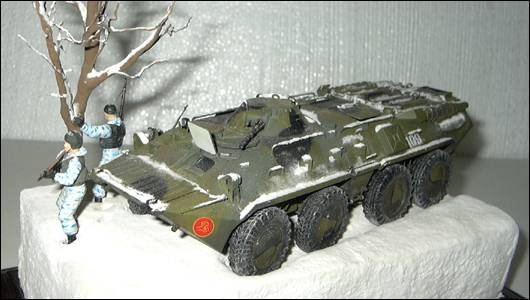 БТР-80, вид спереди сверху