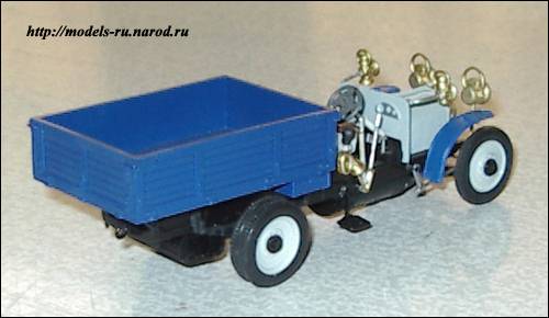 Грузовик fait-15 сзади