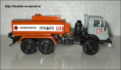 Бензовоз АТ-56151