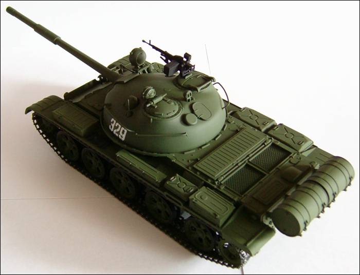 Танк Т-62, топливные баки